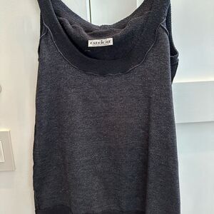 Carrie Me Couture Palm Beach black, and gray sleeveless top. Size medium